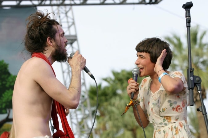 Jade Castrinos is performing with her Edward Sharpe and the Magnetic Zeros band member, Alex Ebert. Where is Jade now?
